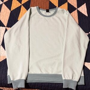 Woolx Women’s light green Bailey Sweatshirt